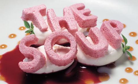 article-1083068-0243B3EC000005DC-69_468x286