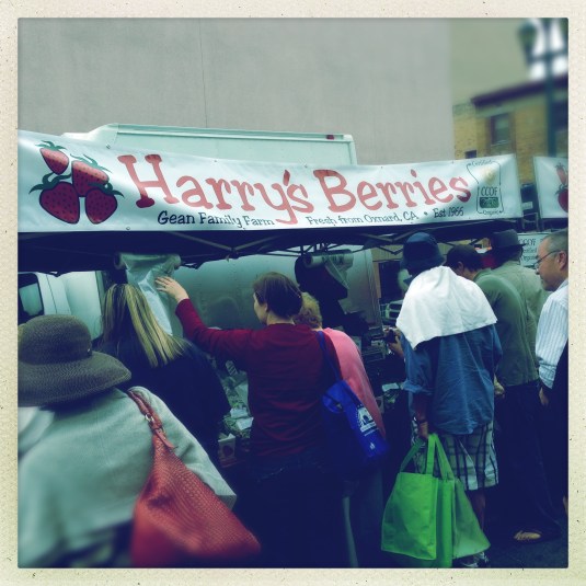 Folks queuing up at Harry's Berries at the Santa Monica Farmer's Market