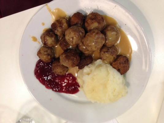 Swedish meatballs with mashed potatoes, gravy and lingonberries